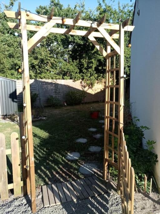 Holiday home Petite Maison Avec Jardin Entre Et Village Hourtin